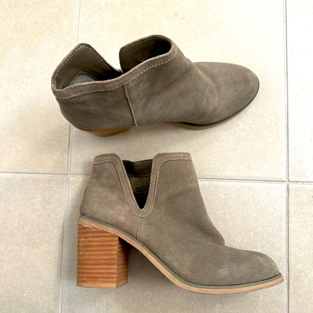 Urban Outfitters Women’s Heeled Ankle Boots Size 8